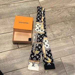Authentic Louis Vuitton scarf